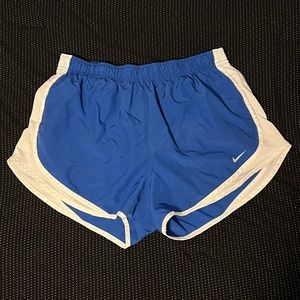 Nike tempo running shorts